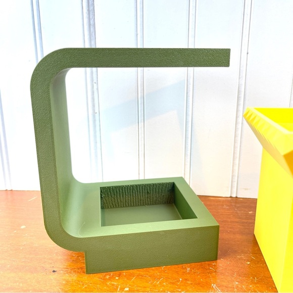 The Daka Planter, Planter with Stand, Indoor Flower Pot, Succulent - Picture 7 of 9